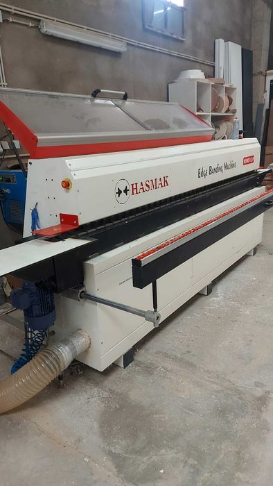 Orladora com tupias de entrada e arredondador