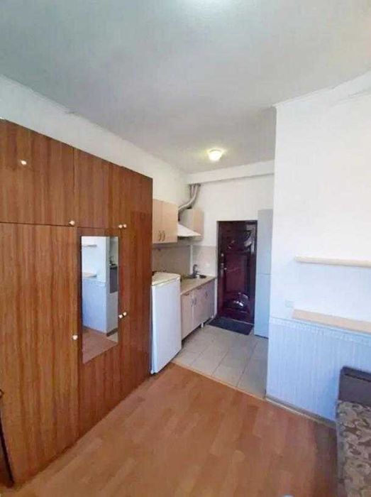 Продам гостинку рядом с метро Спортивная.