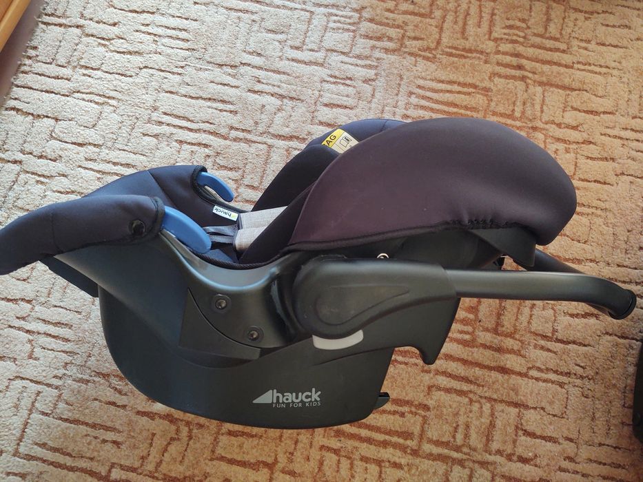 Авто люлька Автокресло 0 - 13 кг. продам