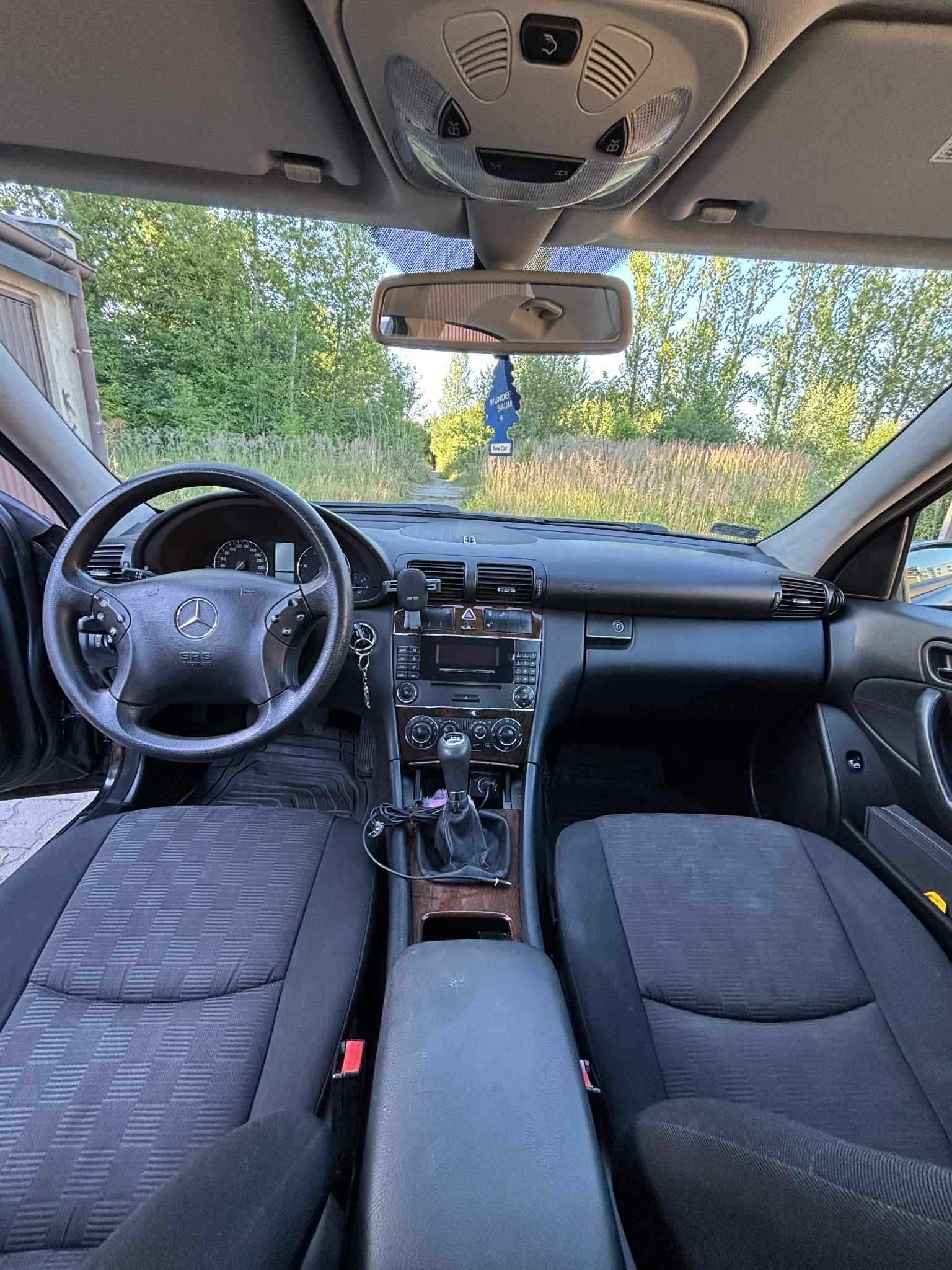 Mercedes W203 C klasa 2004