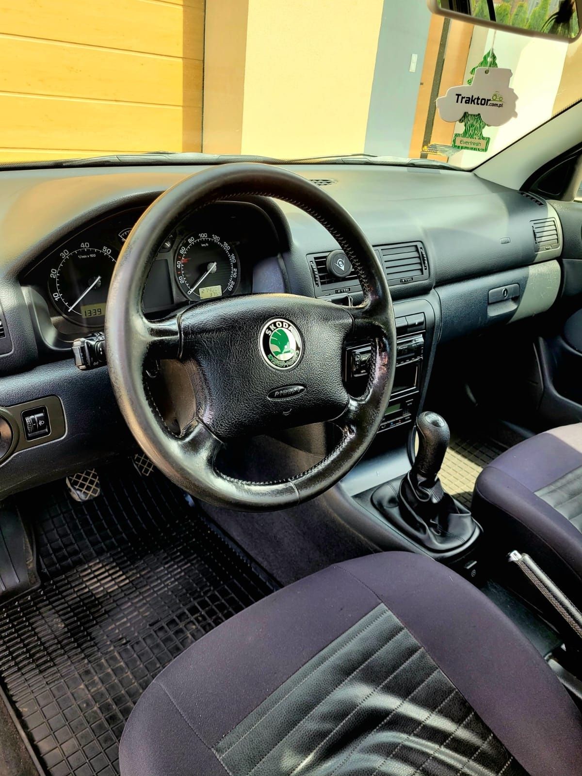 Sprzedam Skoda Octavia kombi 2005 r. 1,6 benz-gaz