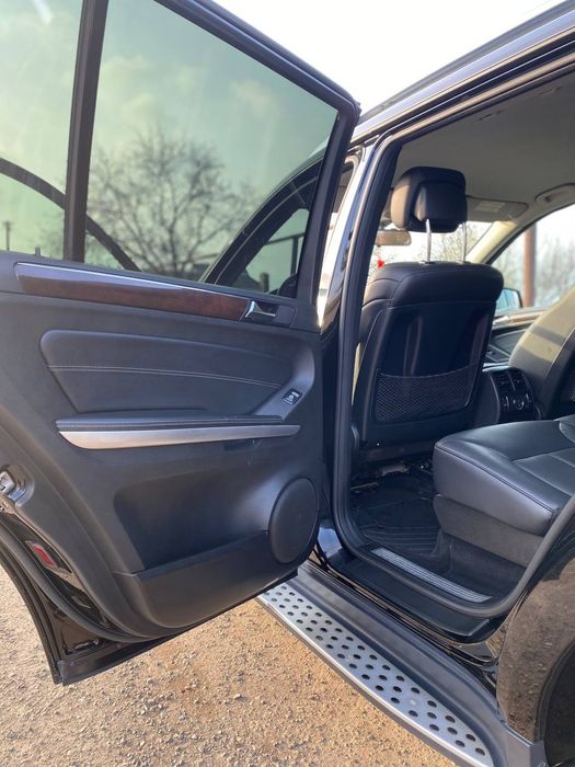 Mersedes-Benz GL-Class 2011