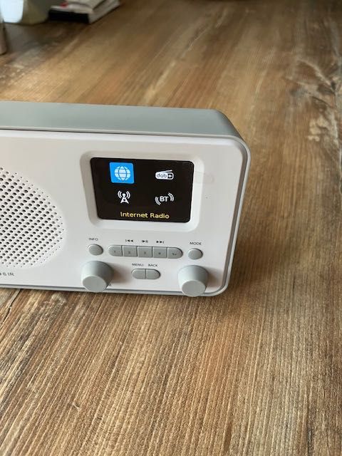 Radio internetowe DAB FM Technisat 6IR 2x bateria
