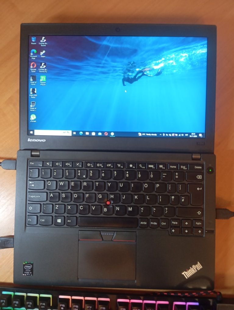 Продам ноутбук Lenovo Thinkpad X250 i5 5300U 8gb/120 gb SSD