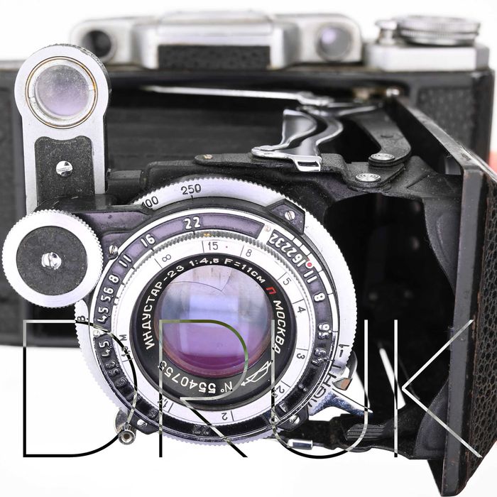 Москва-2 камера 6x9см Справна об'єктив Індустар 4.5/110 трос, КМЗ 1953