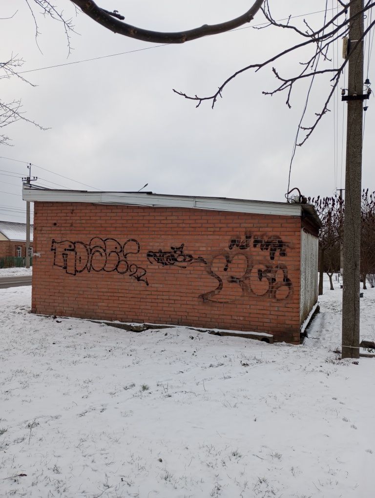 Продам магазин приміщення по вул Козацький шлях ( куйбишева)