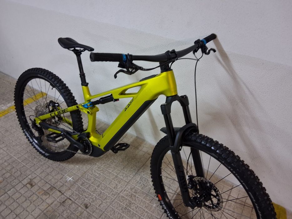 Bicicleta cube stereo