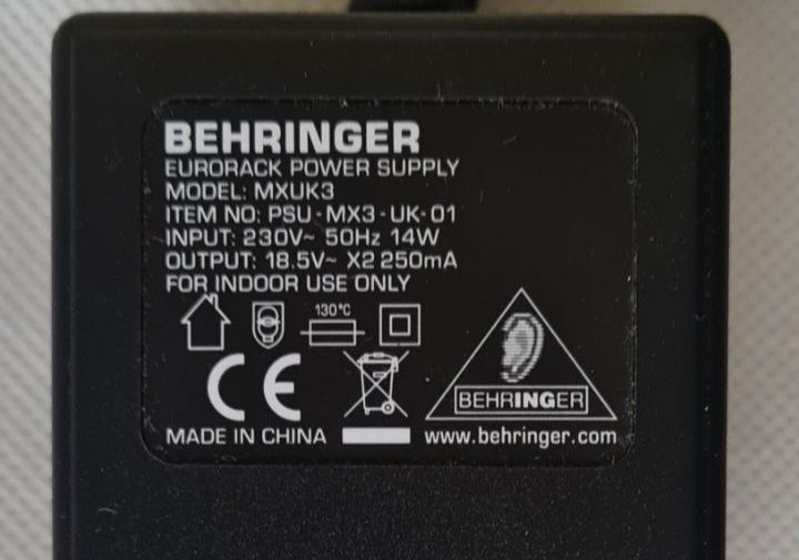 Behringer MX602A Xenyx 1002 Q1002USB zasilacz
PSU-MX3-UK-01

Wejście: