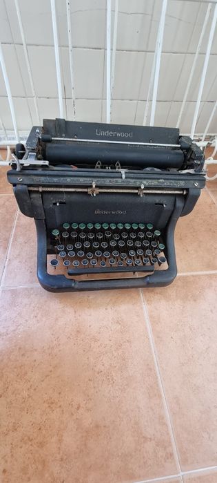 Máquina escrever UNDERWOOD