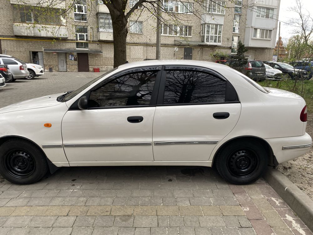 Daewoo Sens 1.3 в хорошому стані.