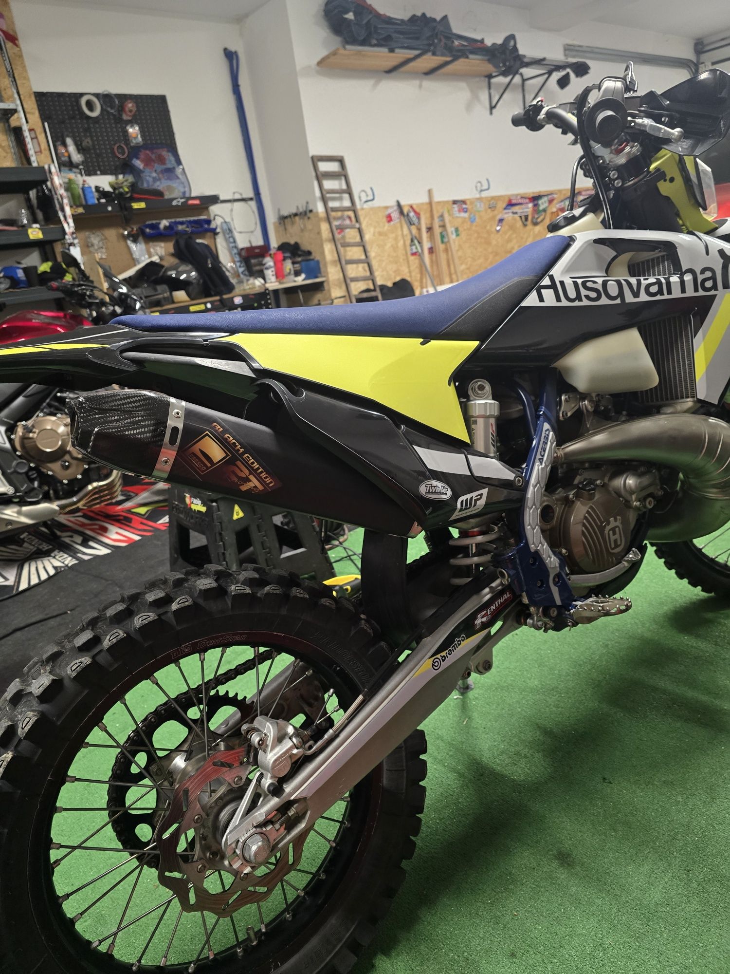 Husqvarna 300 2t