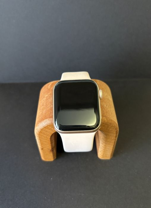 Apple Watch Series 6 40 mm gold
