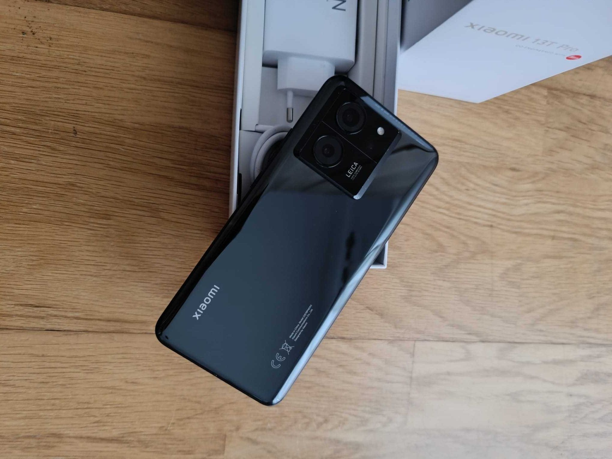 Xiaomi 13T Pro 256G/12G - COMO NOVO (CAIXA +CARREGADOR 120W + CAPA)