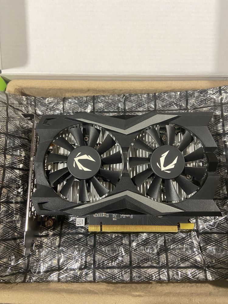 ZOTAC gtx 1650 4GB