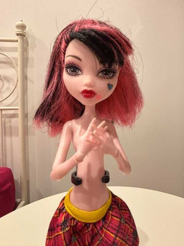 Monster High Draculaura Save Frankie