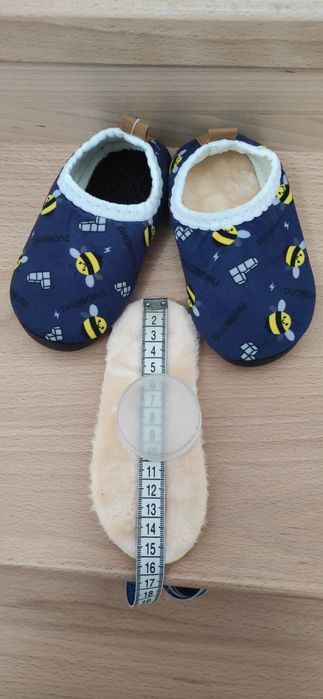 Дитячі тапочки, хатні капці, взуття для садочку, розмір 24