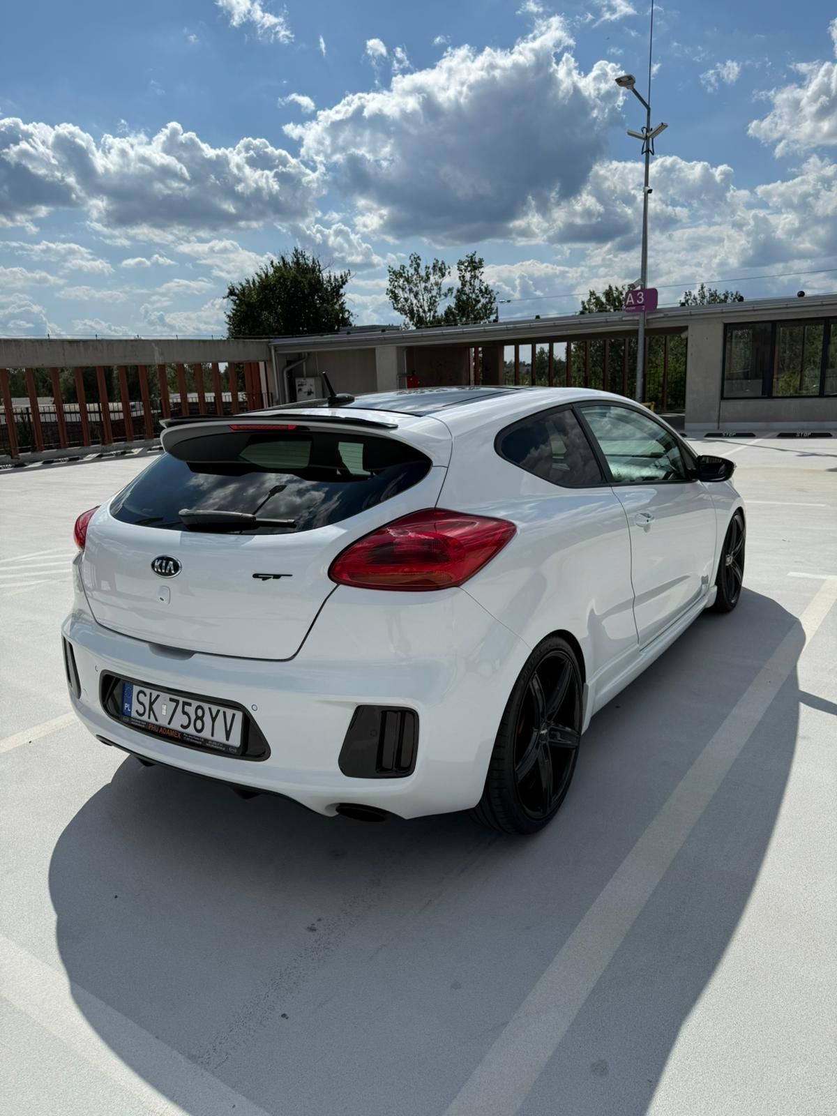 Kia Ceed Gt 1.6T-Gdi 204km,xenon,panorama,biała perła