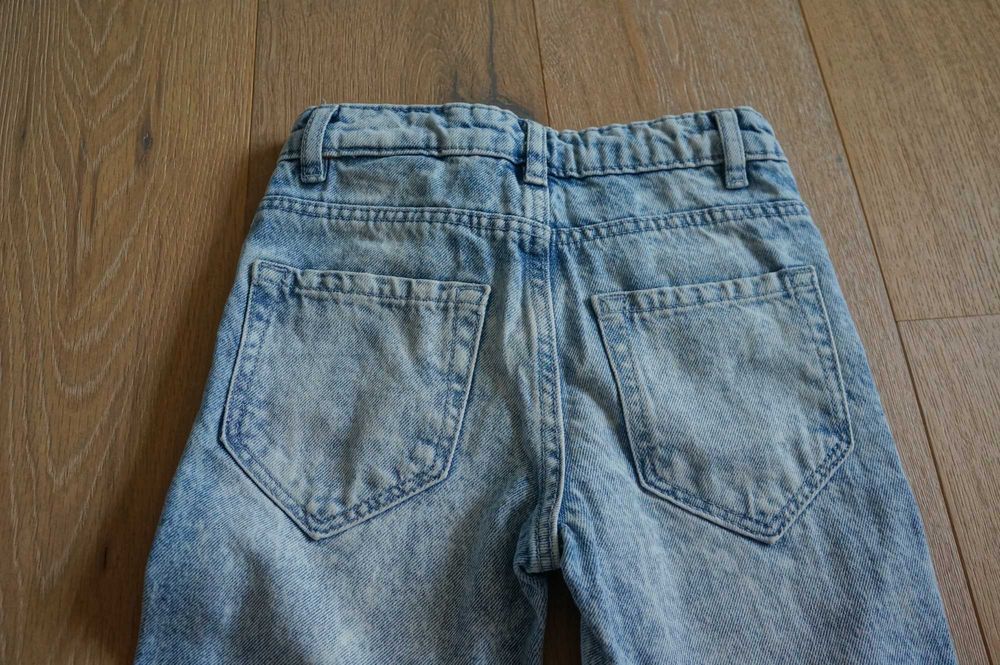 Джинсы для девочки 104