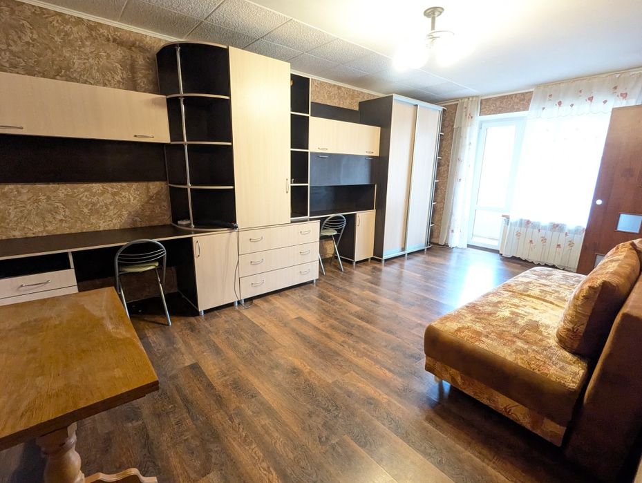 Оренда 1к квартира вул. Відінська