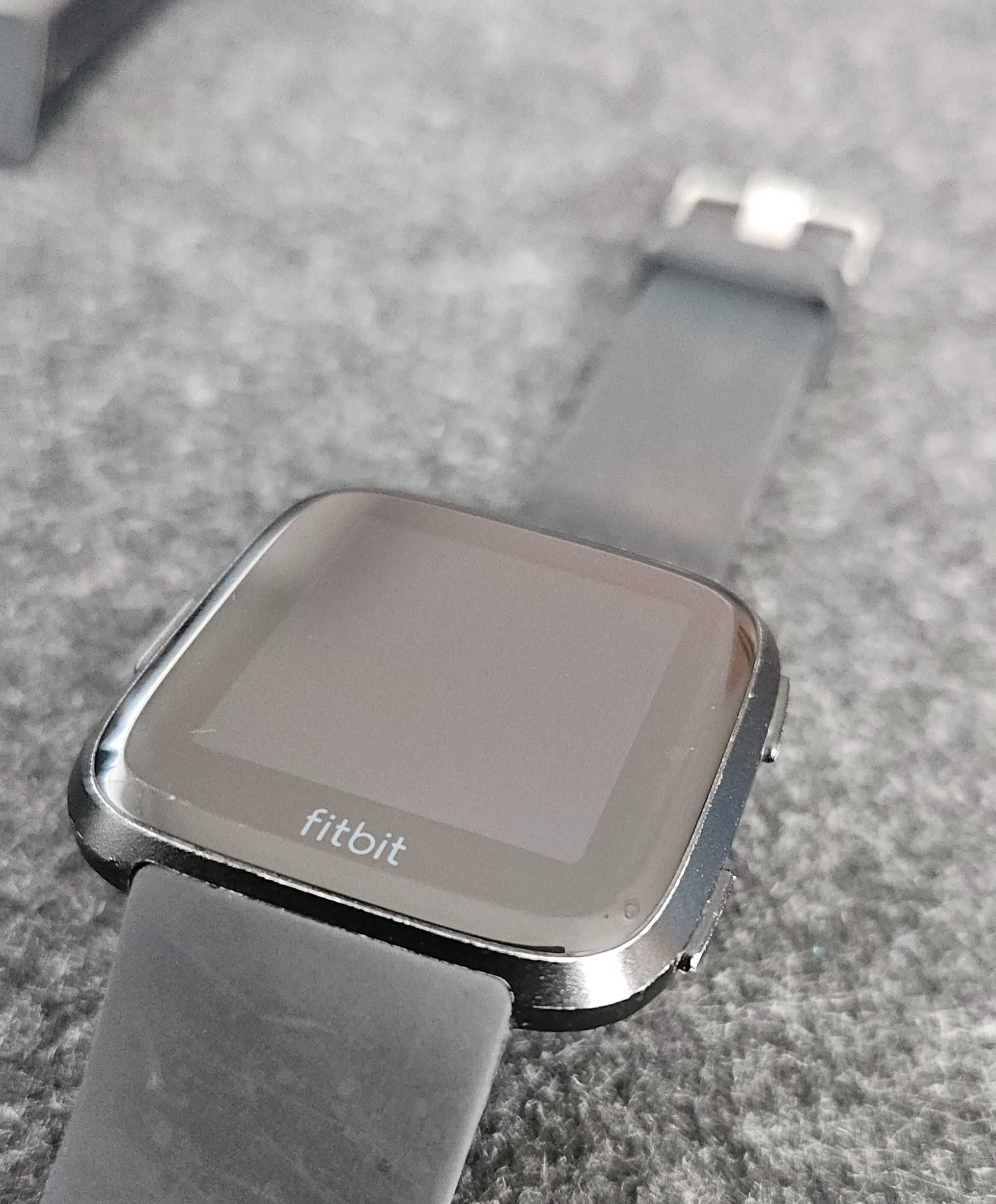 Fitbit Versa 2 FB505 – Zegar smartwatch