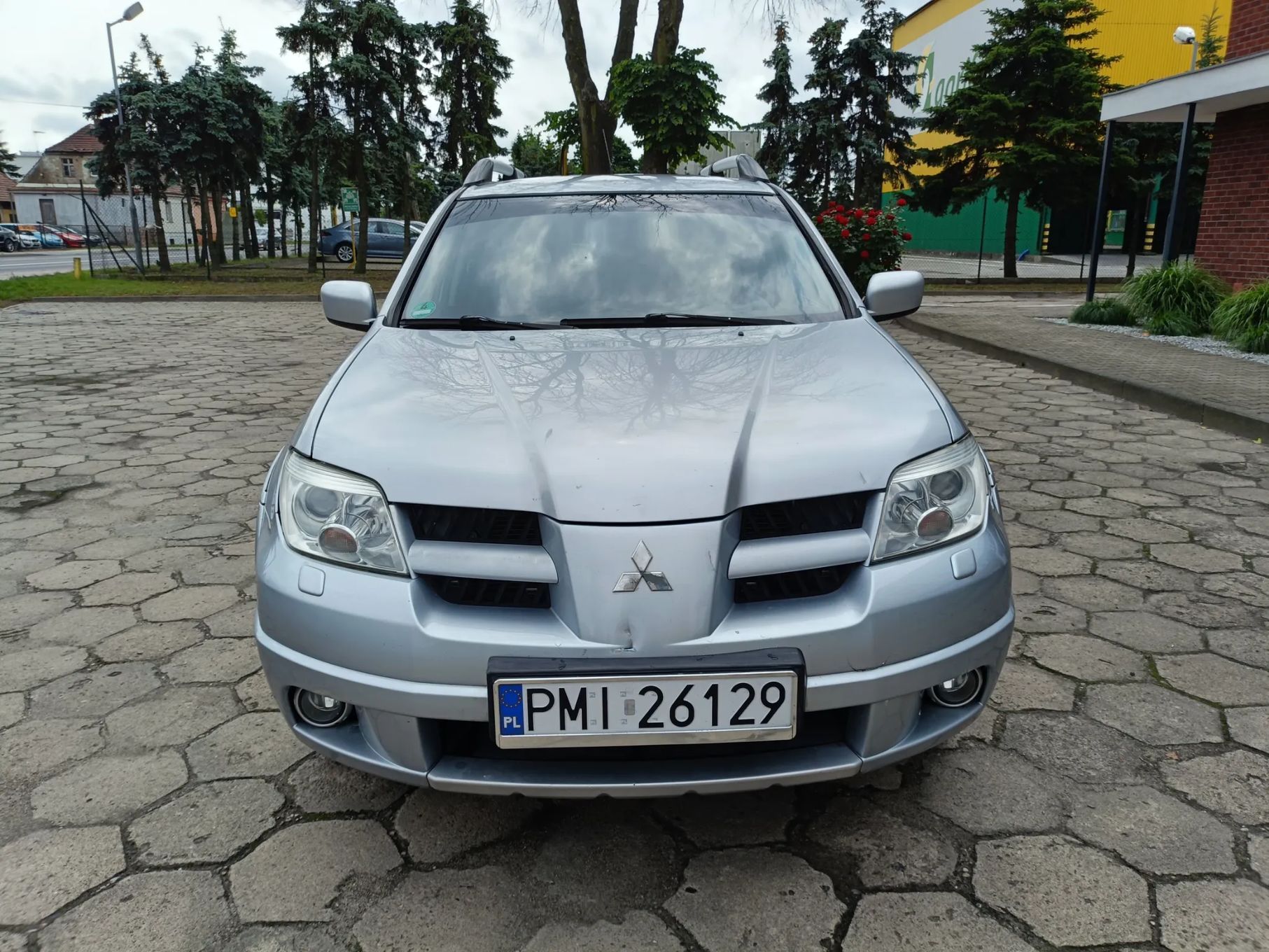 Mitsubishi Outlander 4X4 * wersja dakar* ksenon * klima
