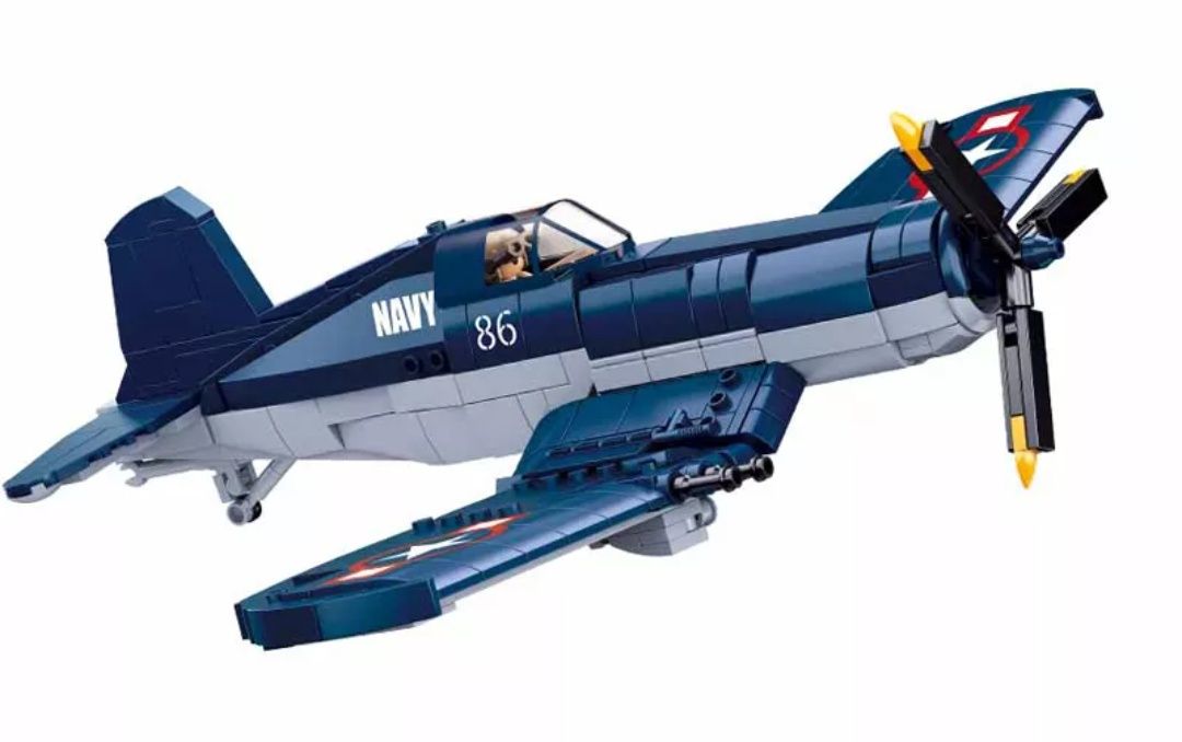 Конструктор Армия SLUBAN M38-B1109 Самолёт Чанс-Воут F4U Ко
