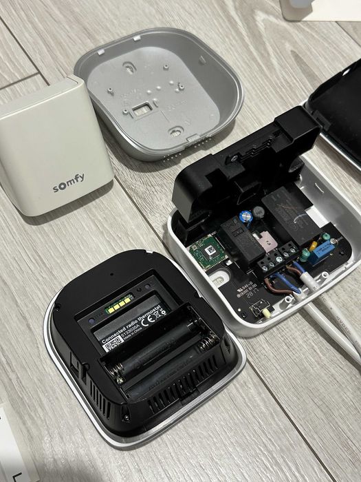 Somfy termostat radiowy V2 bezprzewodowy zdalnie sterowany internet