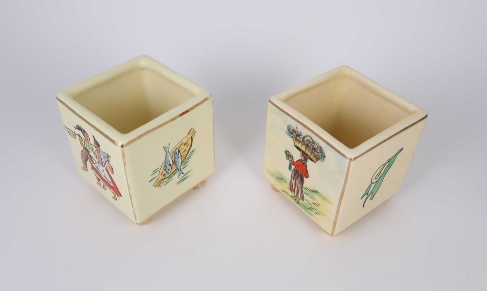 Faiança Modernista Portuguesa Aleluia - 2 jarras mod. X-186