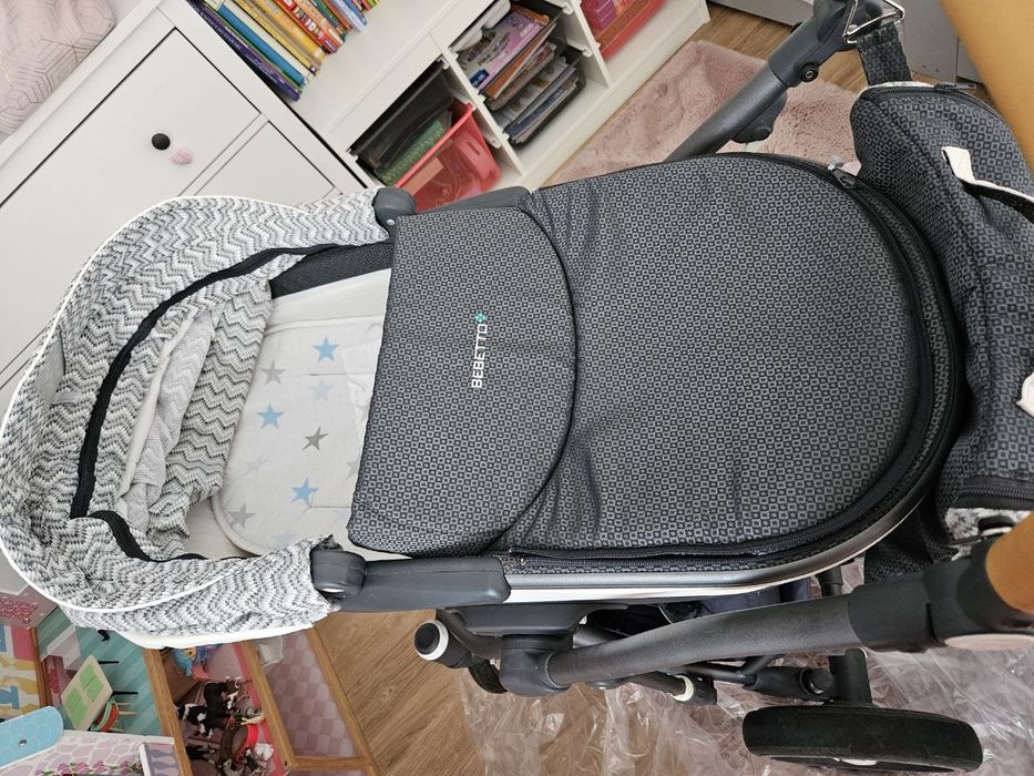 Wózek głęboki że spacerówką Bebetto