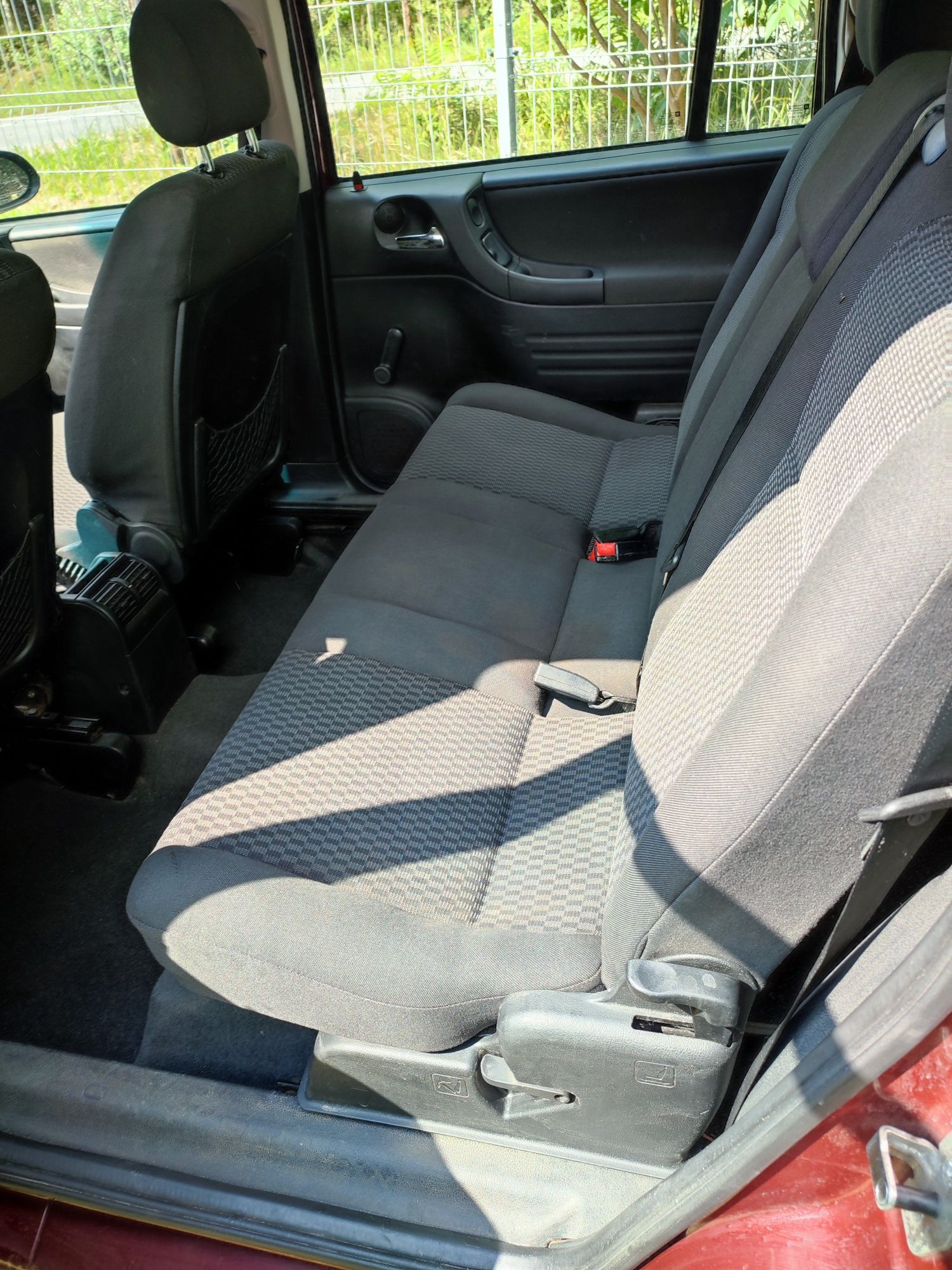 Opel Zafira A 1.8