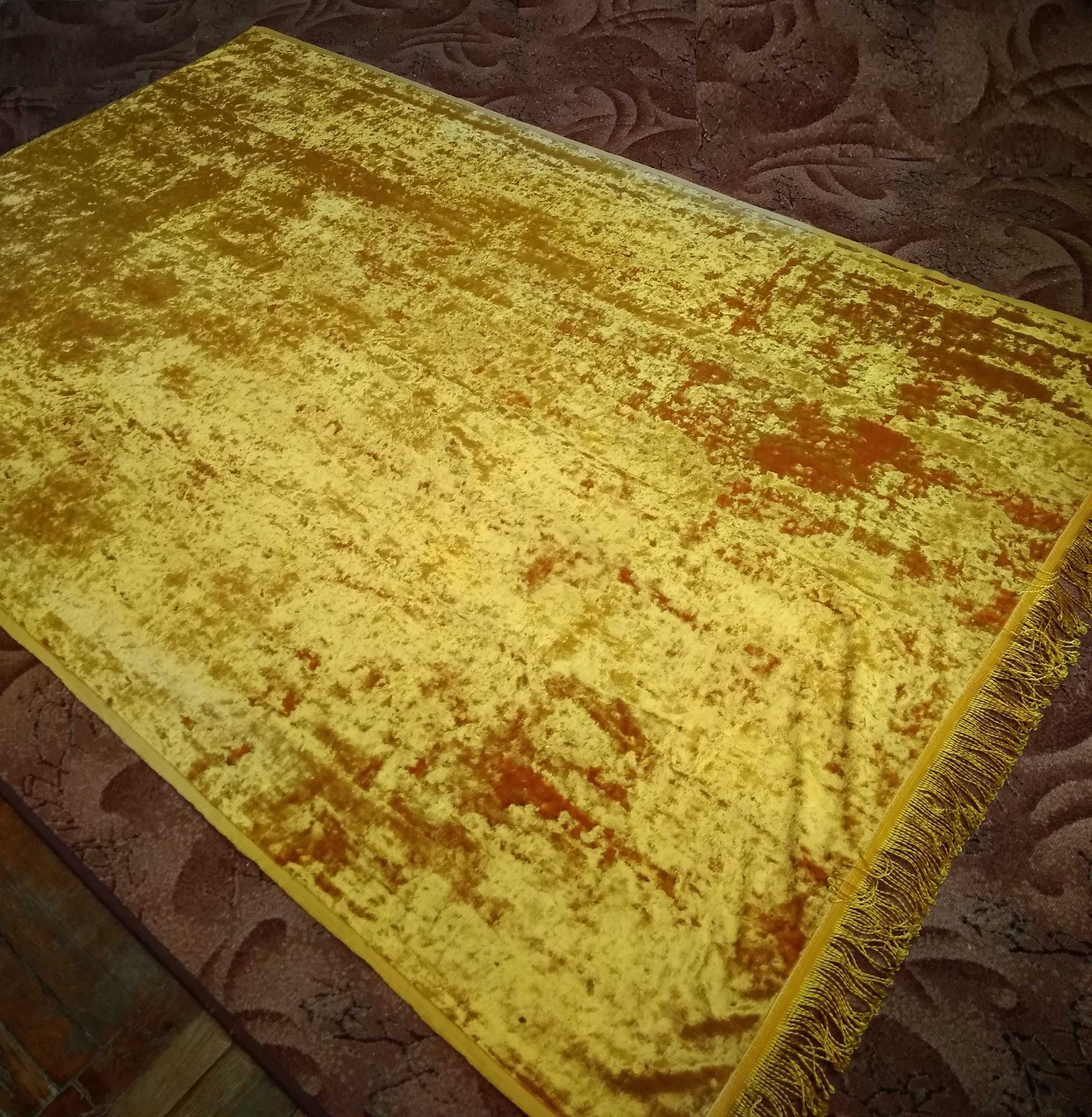 Желтая длинная плюшевая штора ткань плюш бархат ретро винтаж СССР