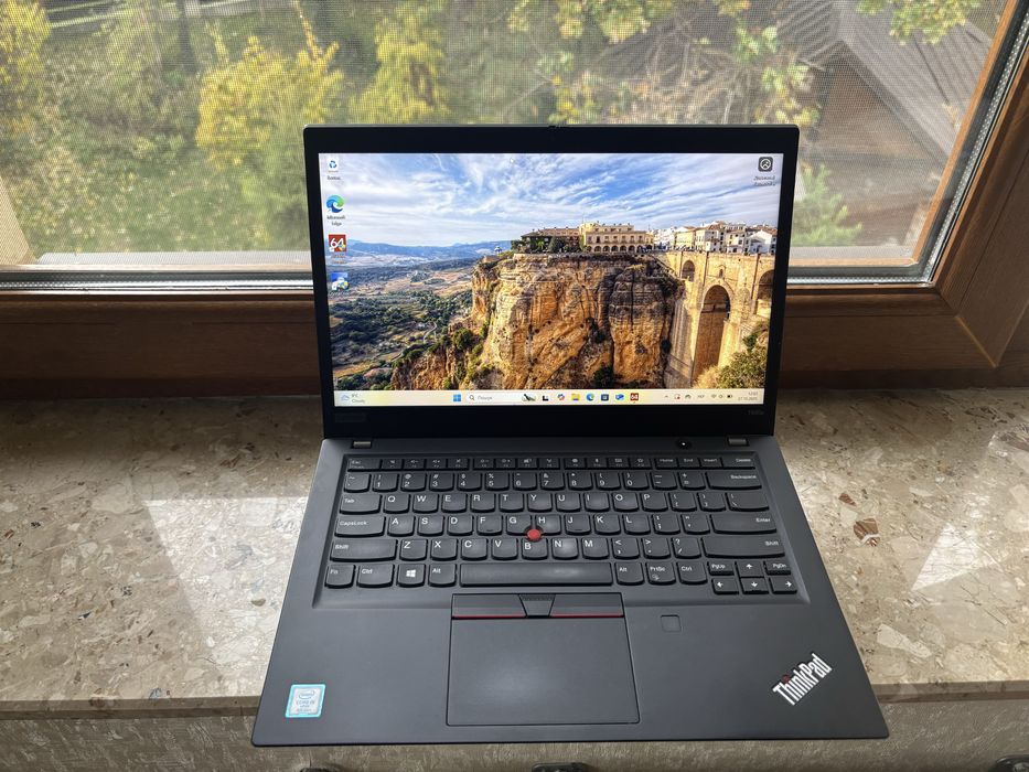 Ноутбук Lenovo ThinkPad T490s i5-8365u 8gb ram 256gb m2 14” FHD IPS
