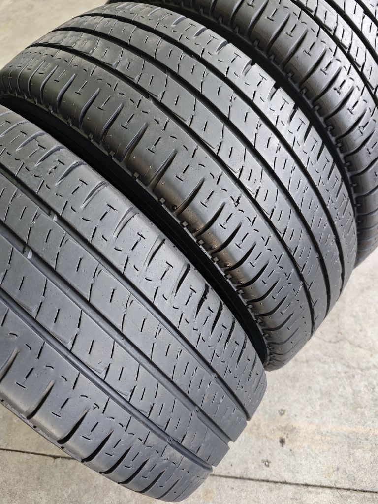 225/65/16C Michelin