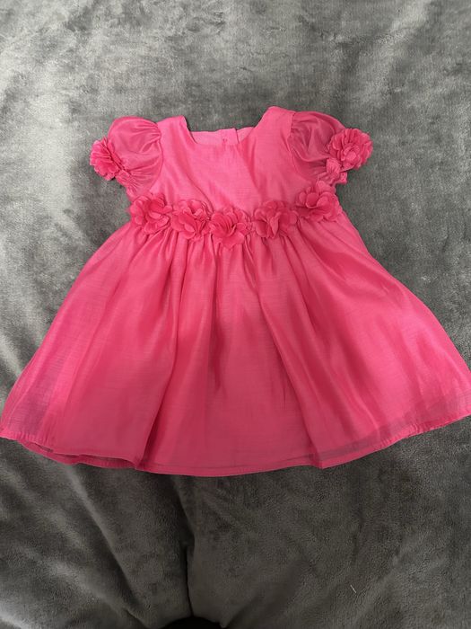 Продам нову сукну на дівчинку