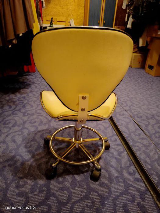 Кресло парикмахера