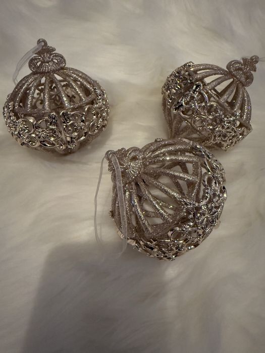 Іграшка ялинкова