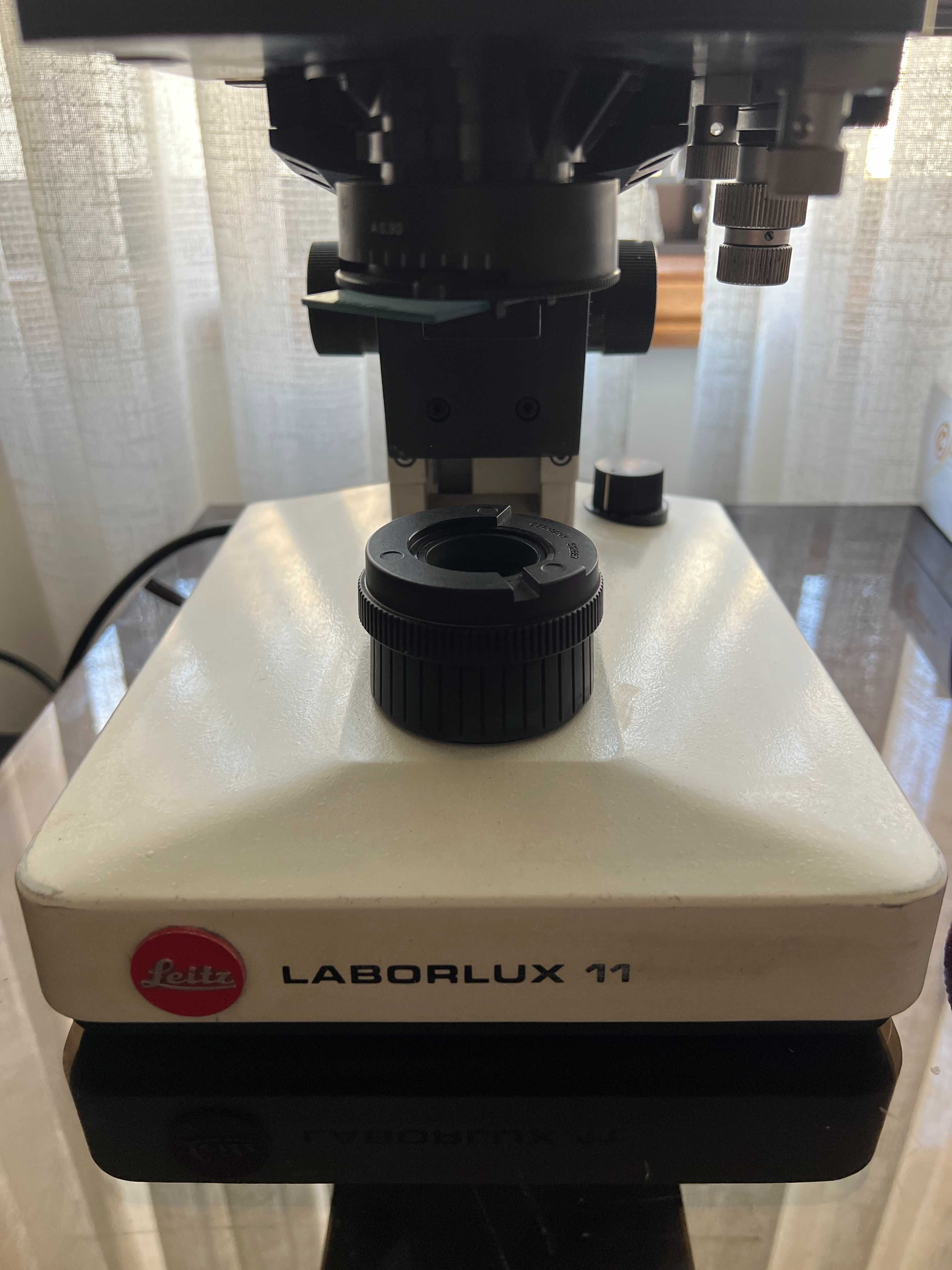 Microscópio LEITZ Laborlux 11