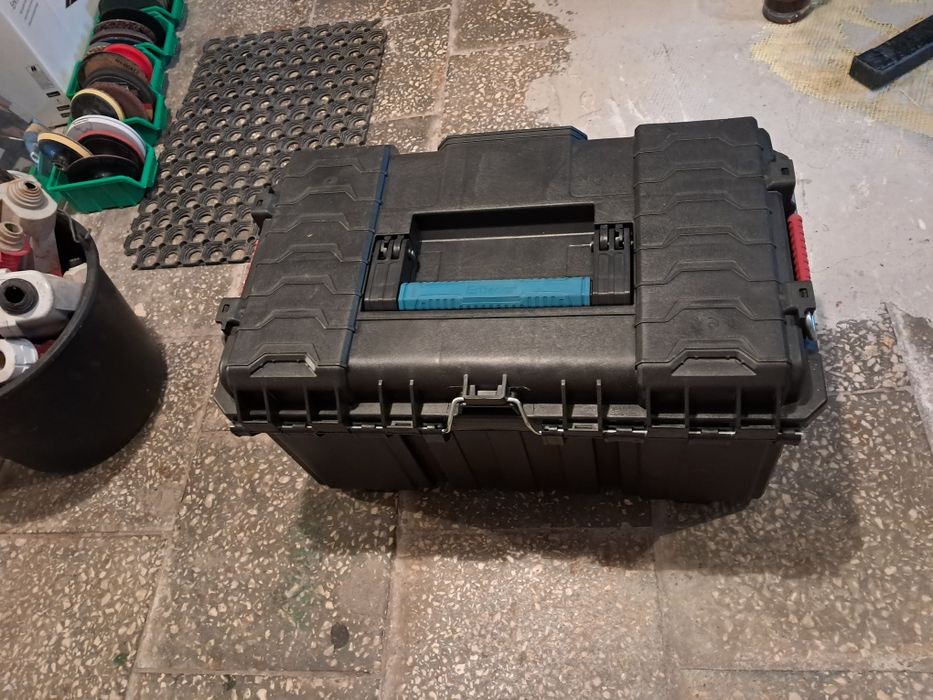 Skrzynka narzędziowa Erbauer