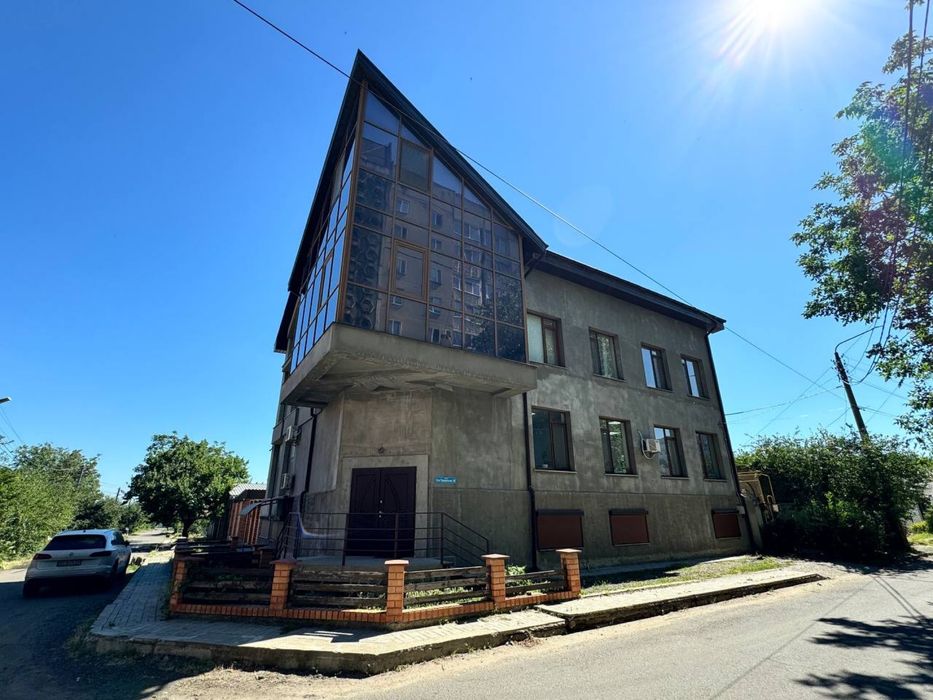 Продажа офисного помещение Театральная/12-я Продольная 200м 120000$