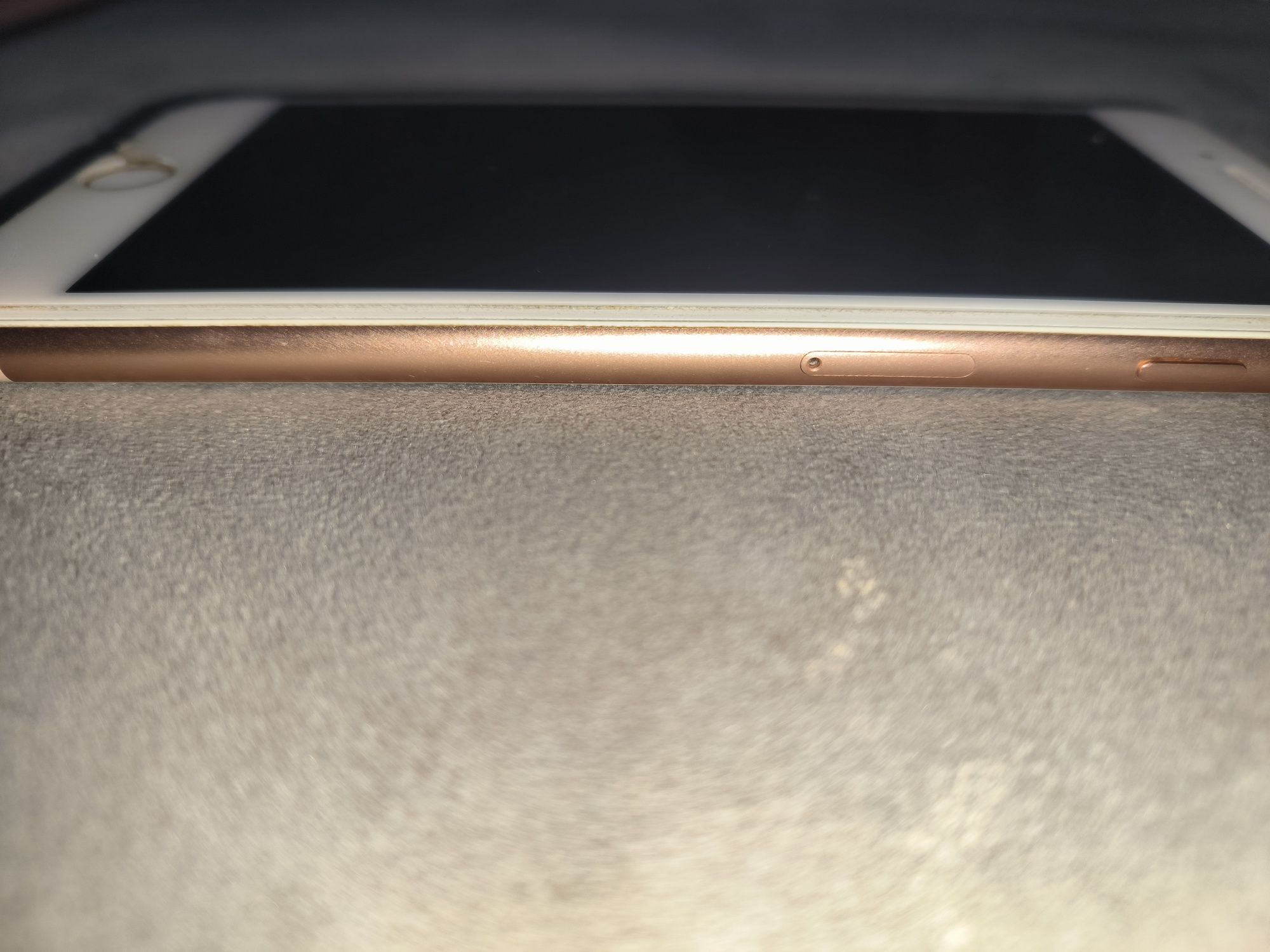 iPhone 8plus gold  128gb