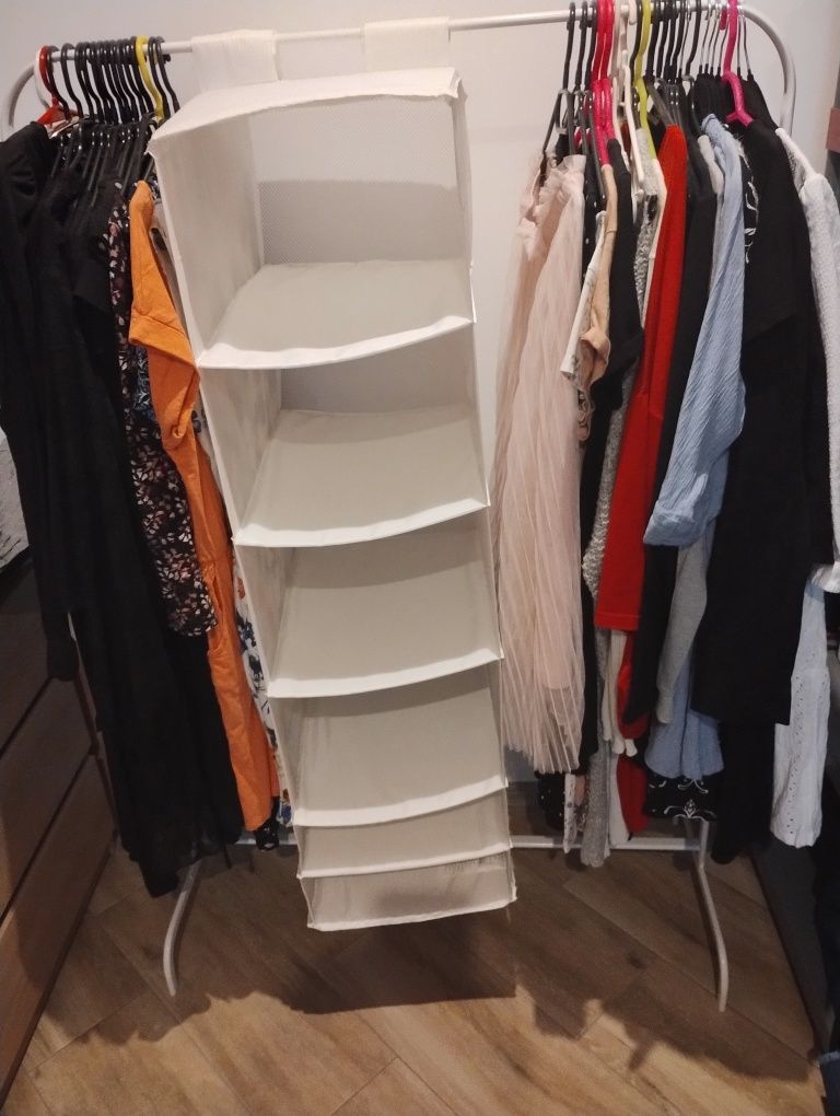 Nowy wieszak Ikea i regał tekstylny
