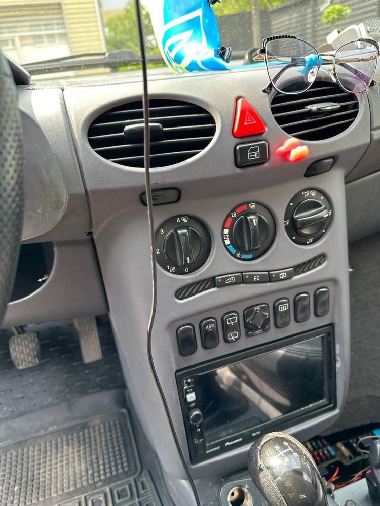 Mersedes - Benz A140