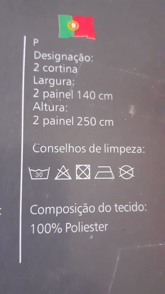 Par de cortinados de sala ou quarto