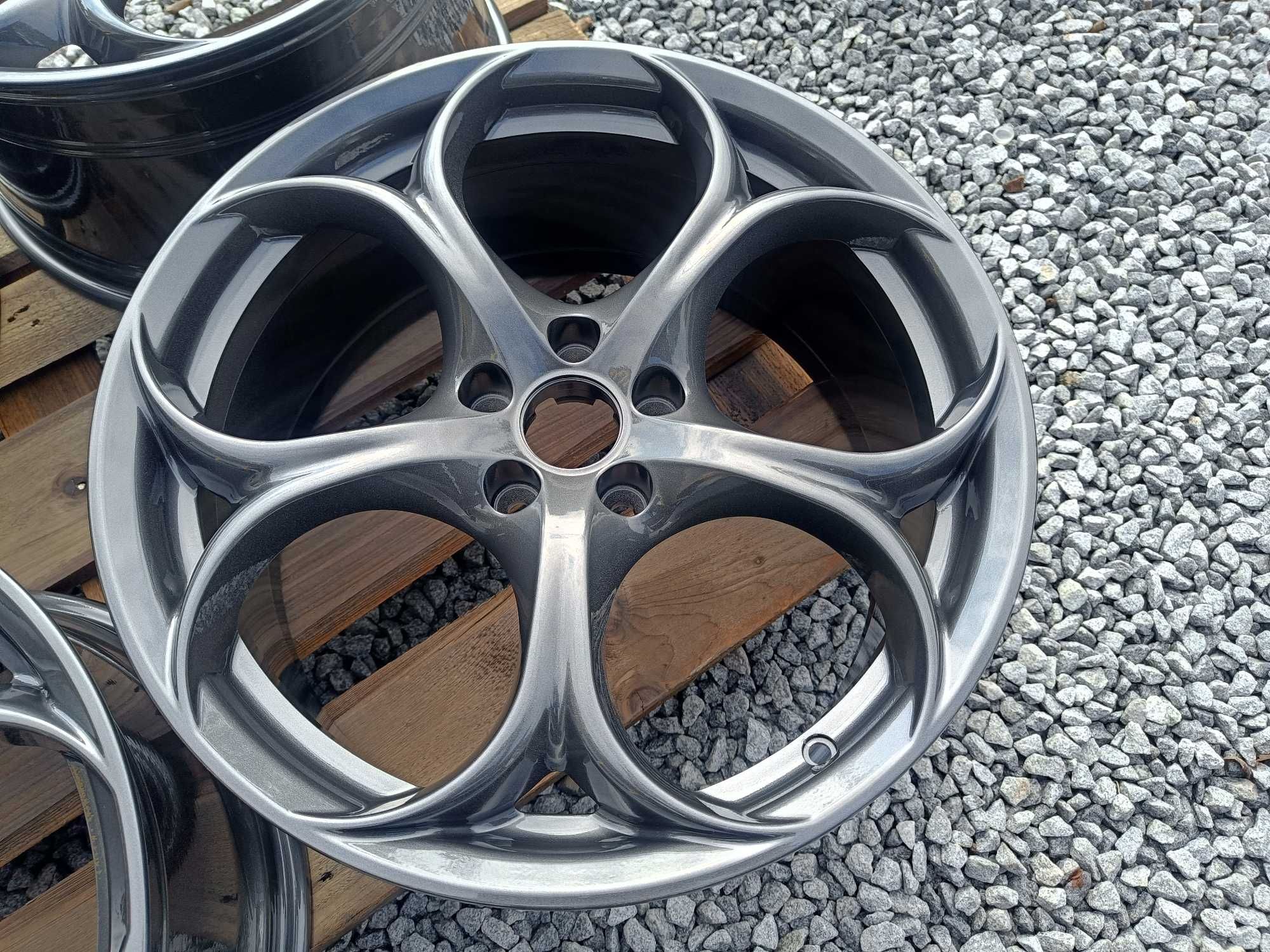 Oryginalne felgi Alfa Romeo Giulia Quadrifoglio 19" 5x110