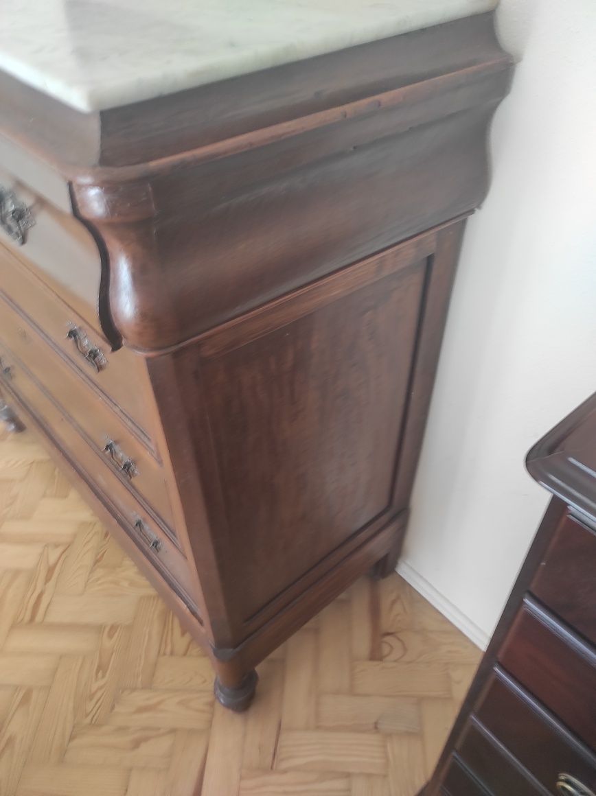 Cómoda Anos 20/30 Séc. XX, com tampo em mármore
