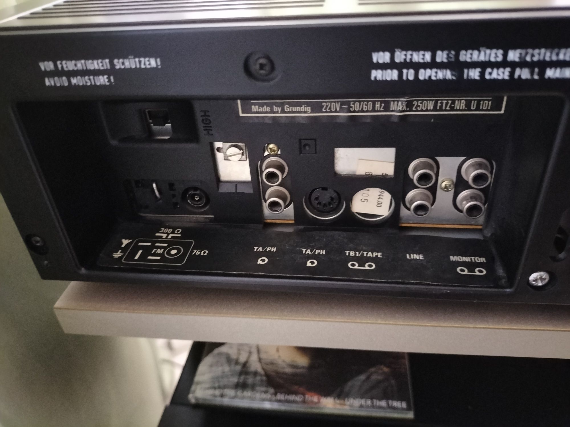 Amplituner Grundig R 3000-3