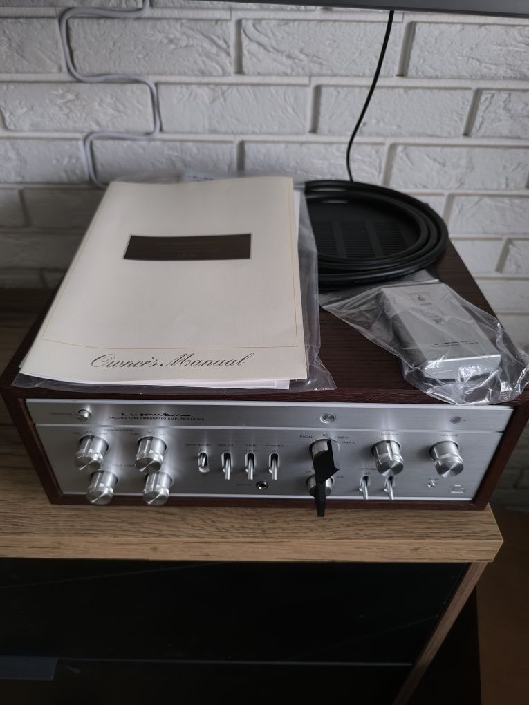 Wzmacniacz Luxman LX-32u jak nowy.
