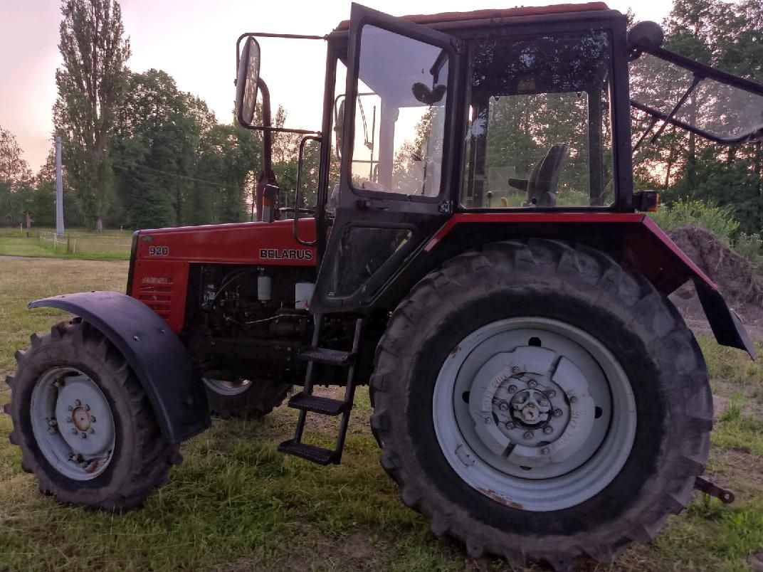 Ciągnik Belarus 920