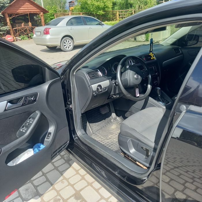 Продам VW jetta.