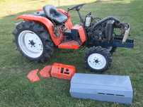 Traktorek kubota 1702
